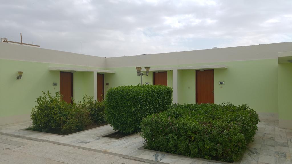 Al Waha Hotel Jeddah Eksteriør billede