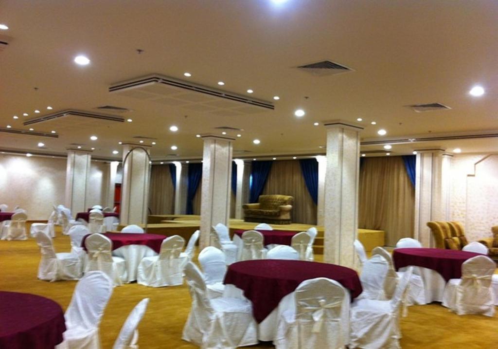 Al Waha Hotel Jeddah Eksteriør billede